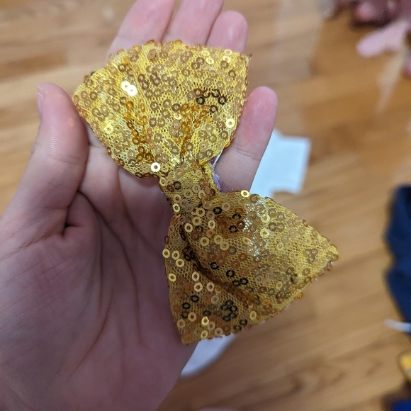 1st Birthday Outfit - Picture 3 of 5